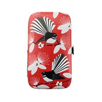 Flirting Fantail Manicure Set