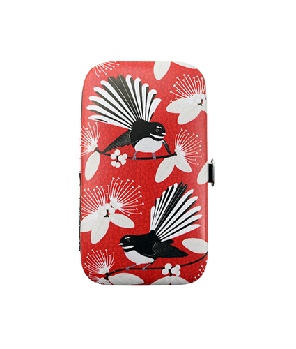 Flirting Fantail Manicure Set