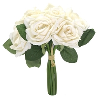 Rose Bouquet in White 