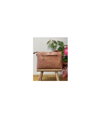 Leather Shoulder Bag in  Tobacco