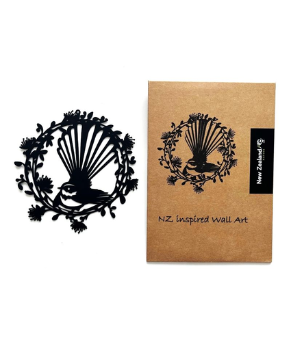 Hanging Fantail Metal art