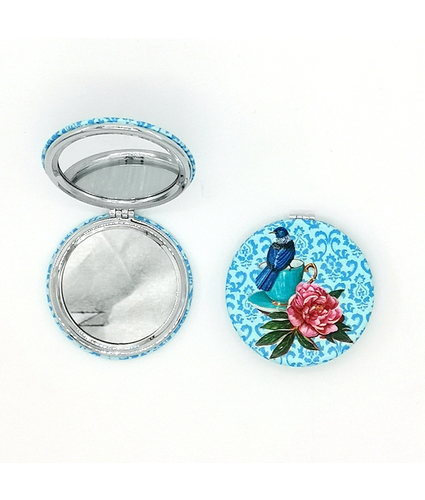 Compact Mirror Tui on Cup