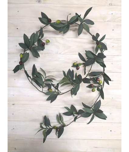 Olive Garland with berries